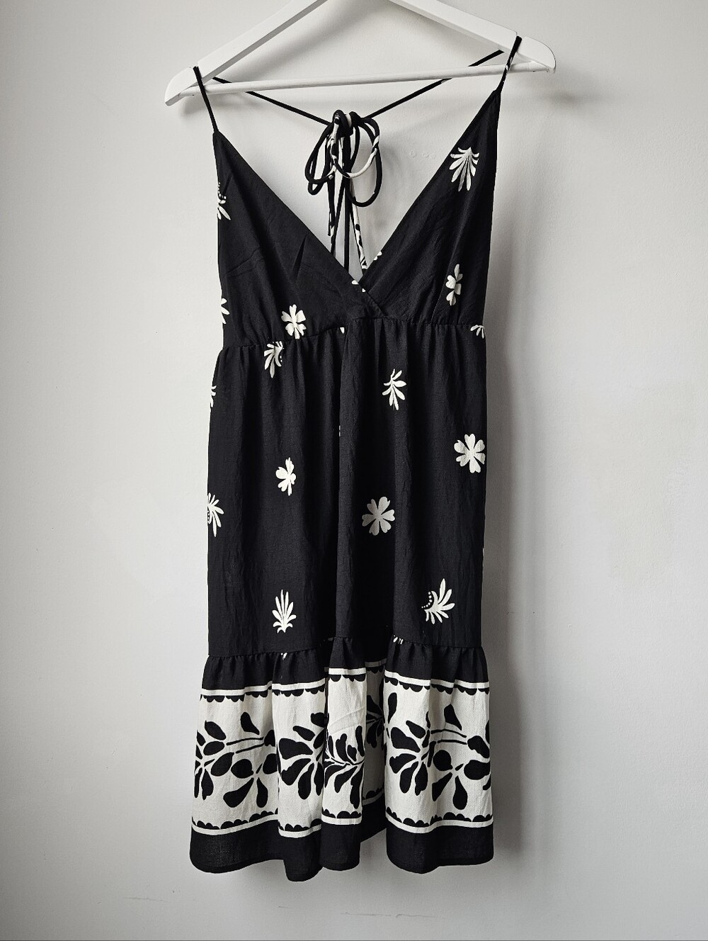 Nwt Lili & Lala Paris Black And White Floral Open Back Mini Sundress